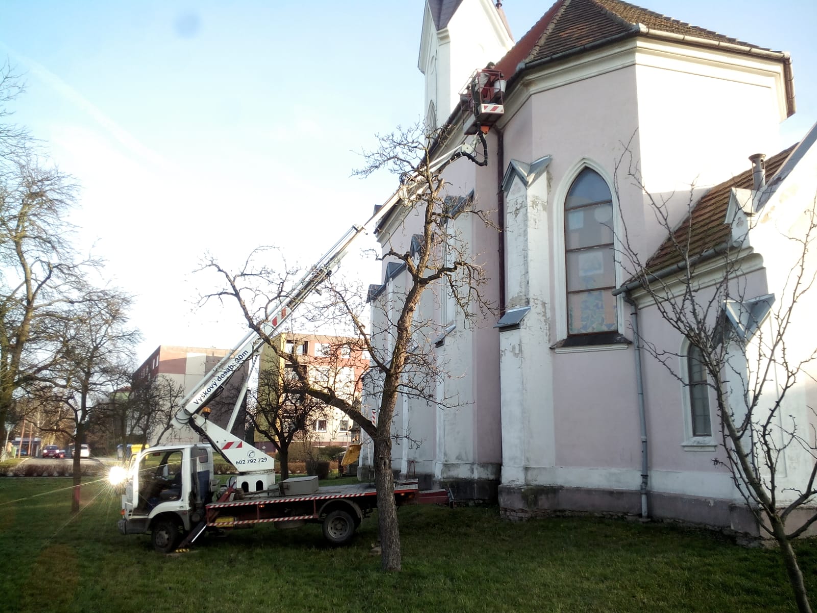 Čištění a montáž rýn a okapů