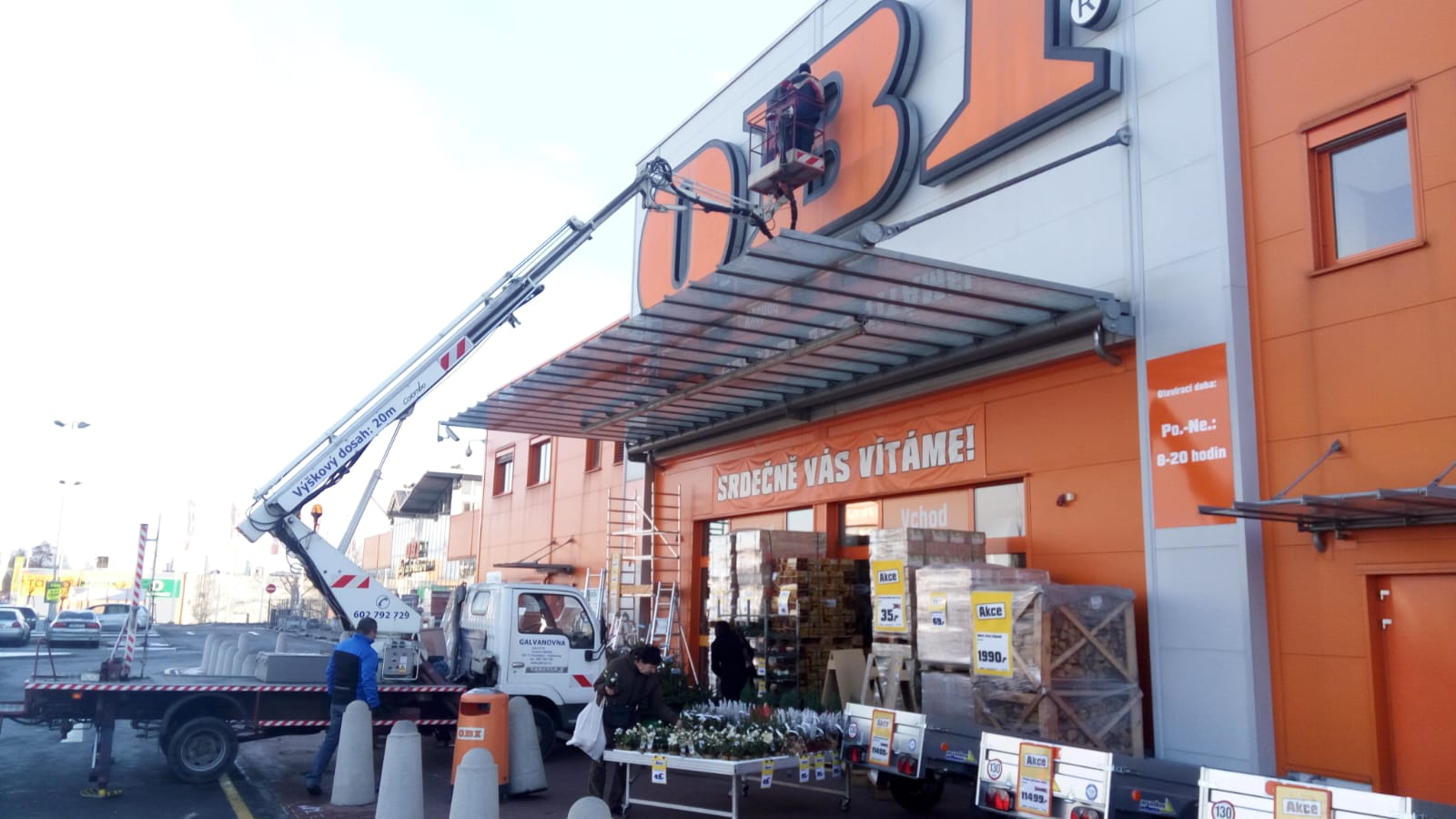 Montáž konstrukcí