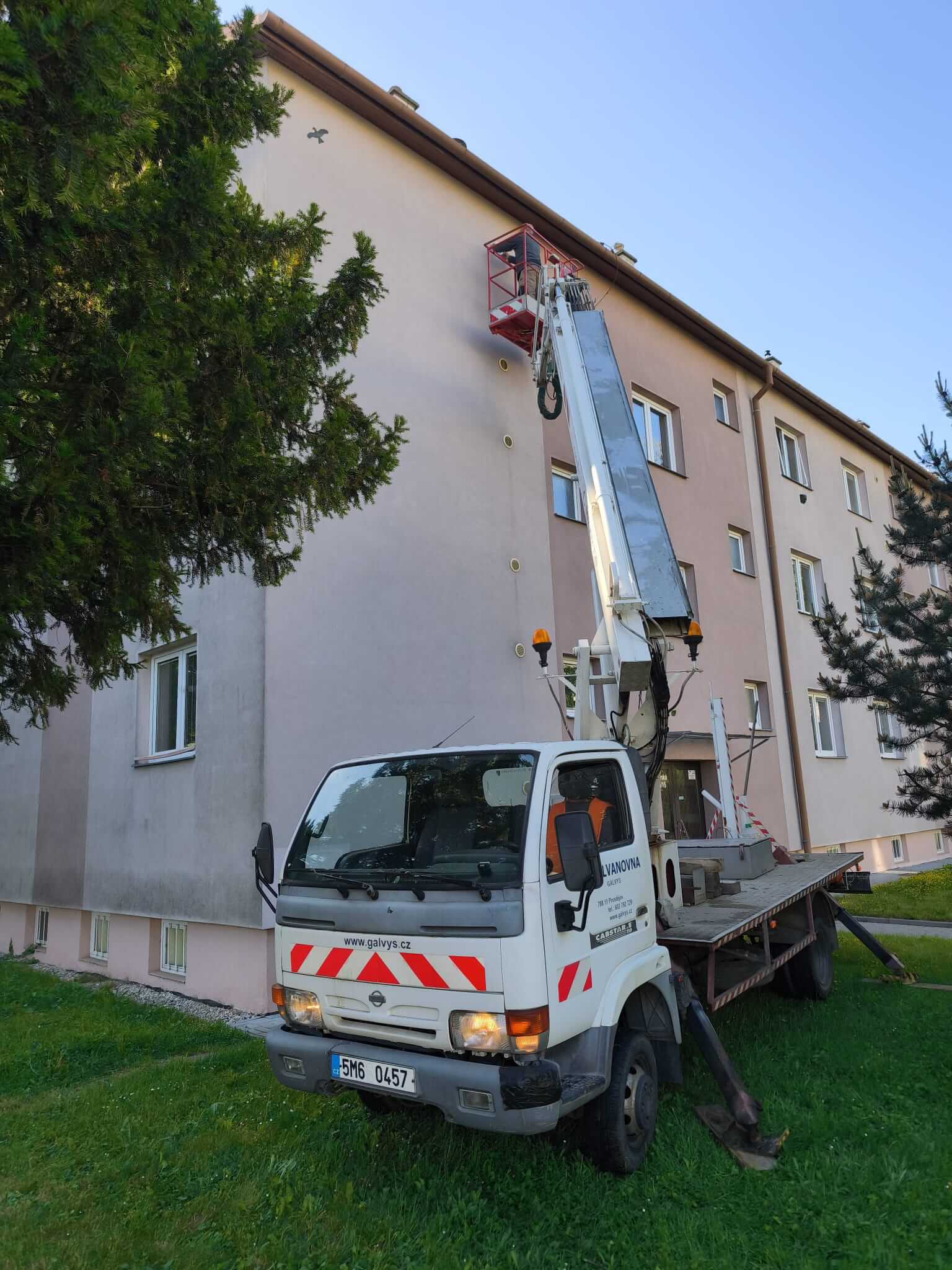 Čištění a montáž rýn a okapů