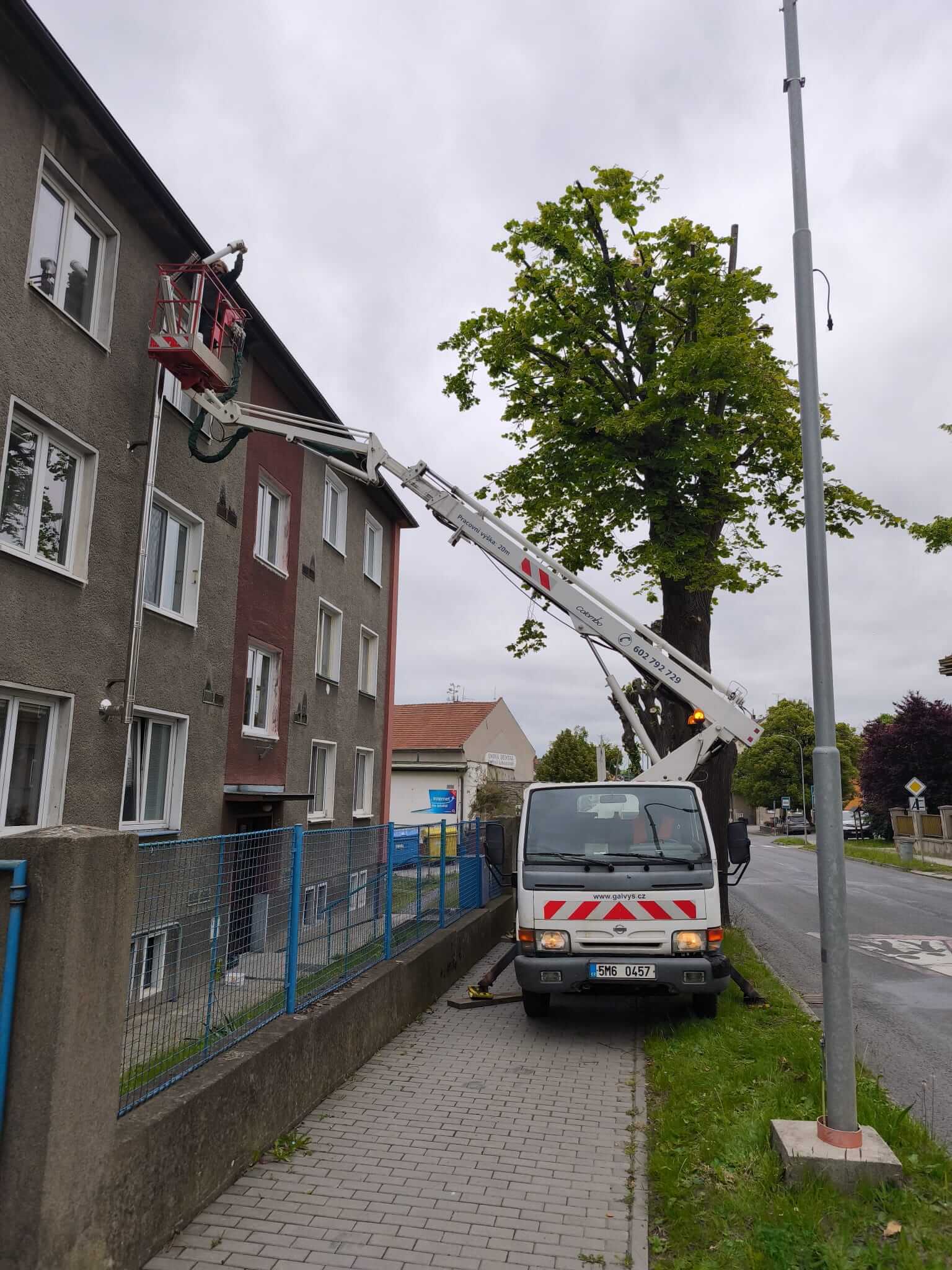 Čištění a montáž rýn a okapů