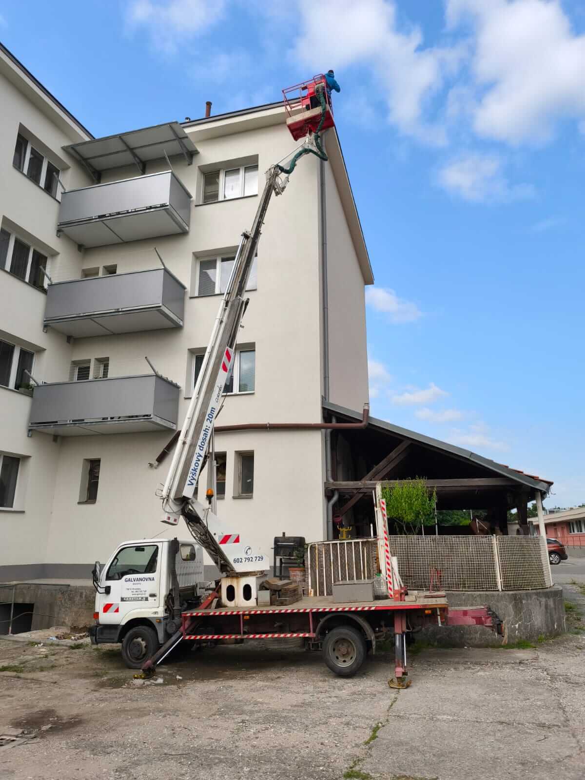 Čištění a montáž rýn a okapů